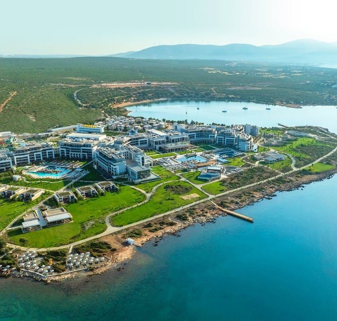 The Most Influential and Large Halls of the Region in Didim Are Located in Anda Barut Collection