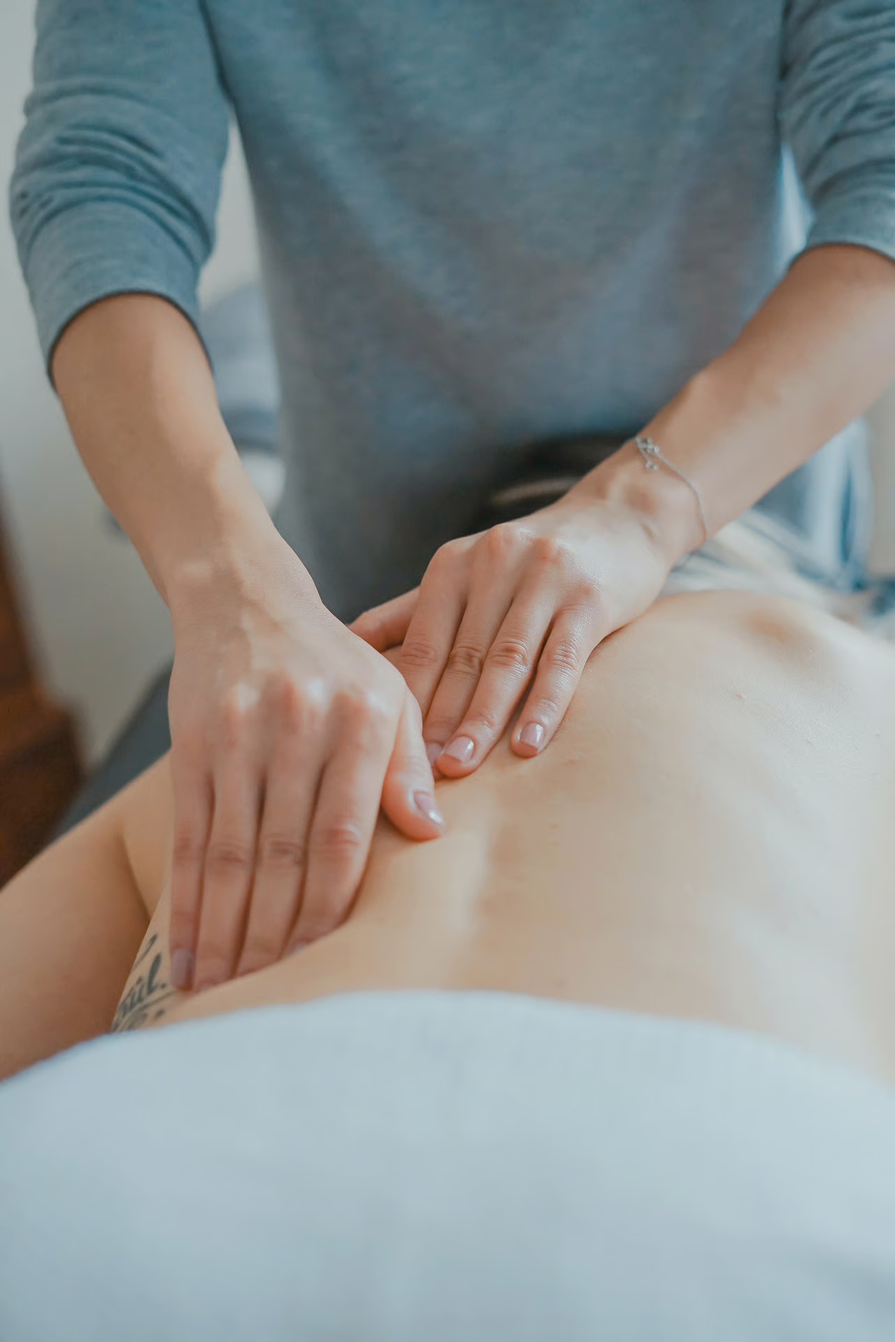 MASSAGES