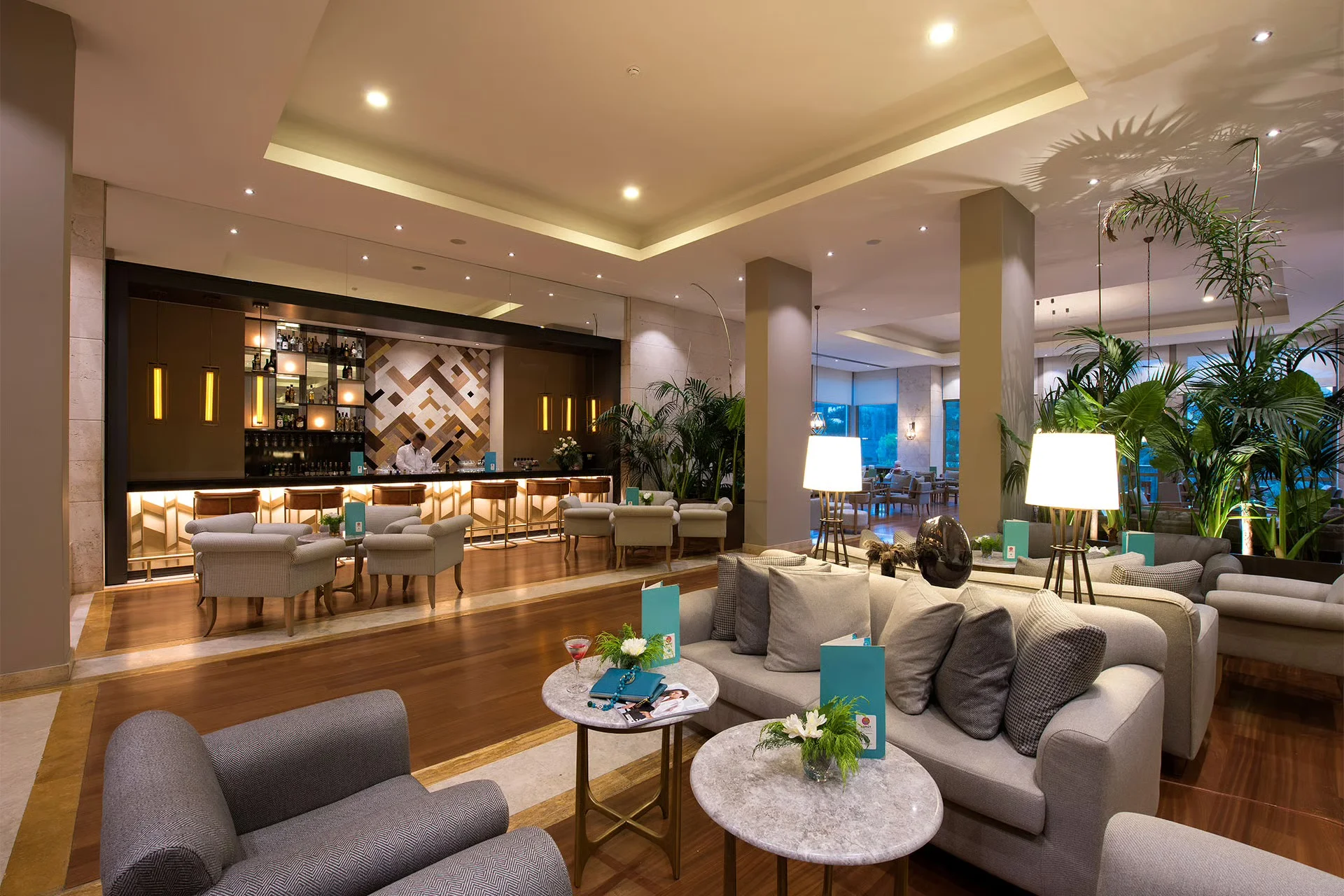Side Lounge Lobby Bar