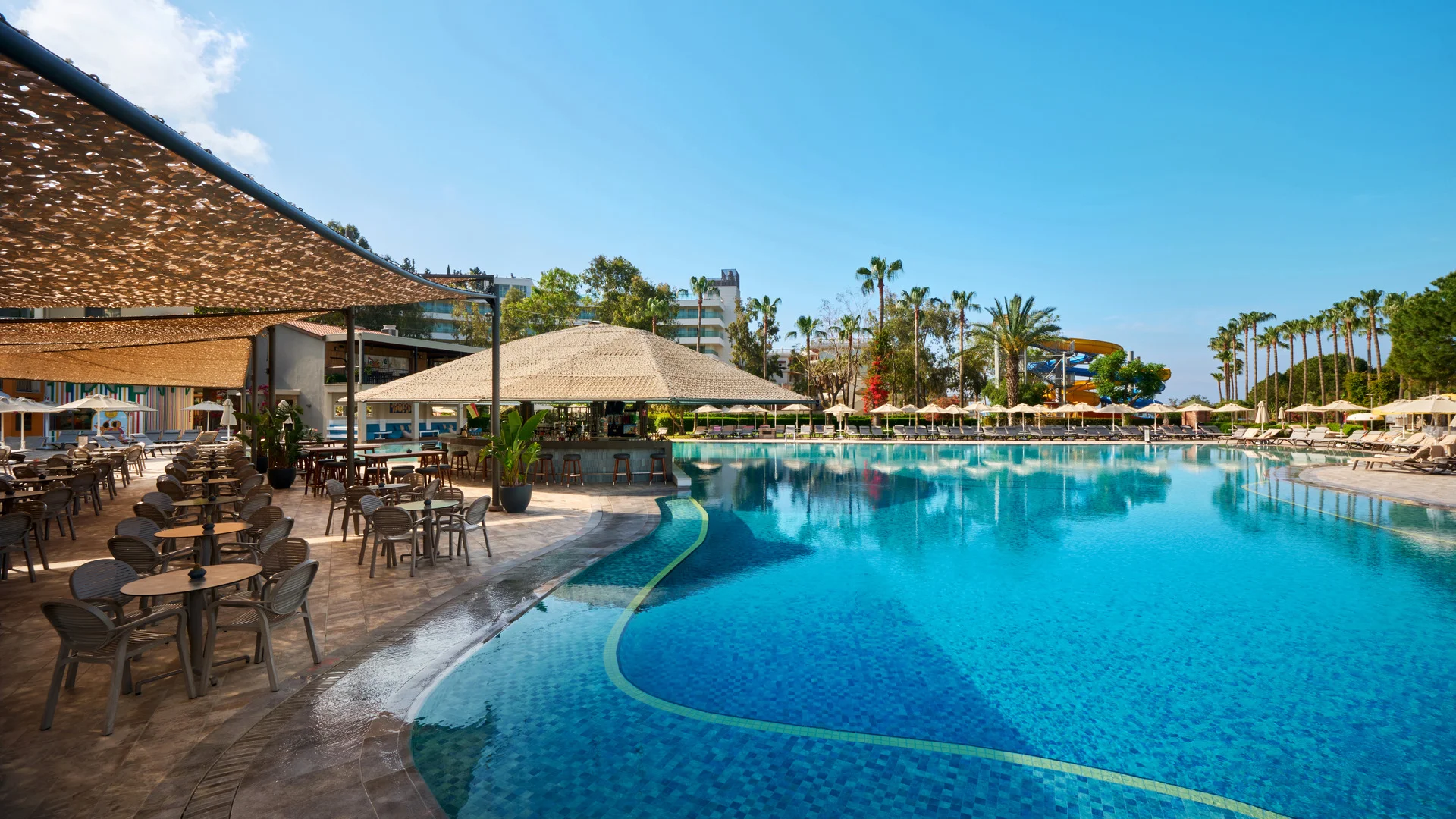 Blue Pool Bar