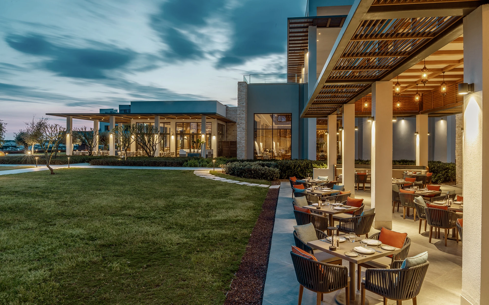 Weik, Lara 