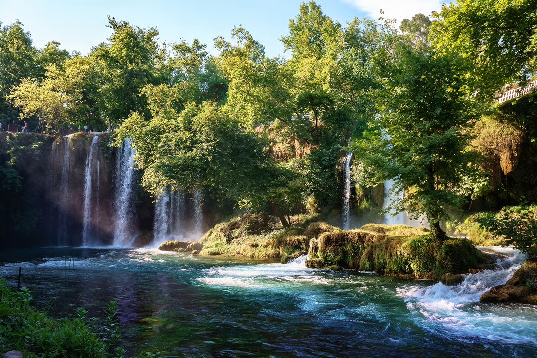 Kurnsunlu Waterfall