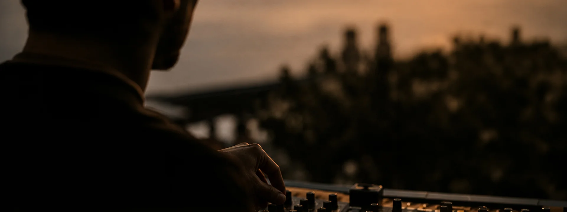 Dj Performence