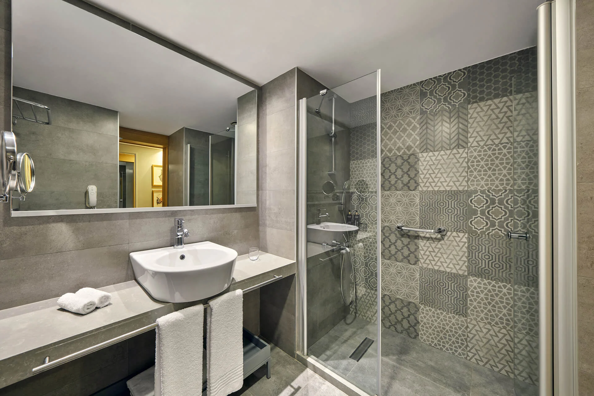 Superior Side Sea View Room