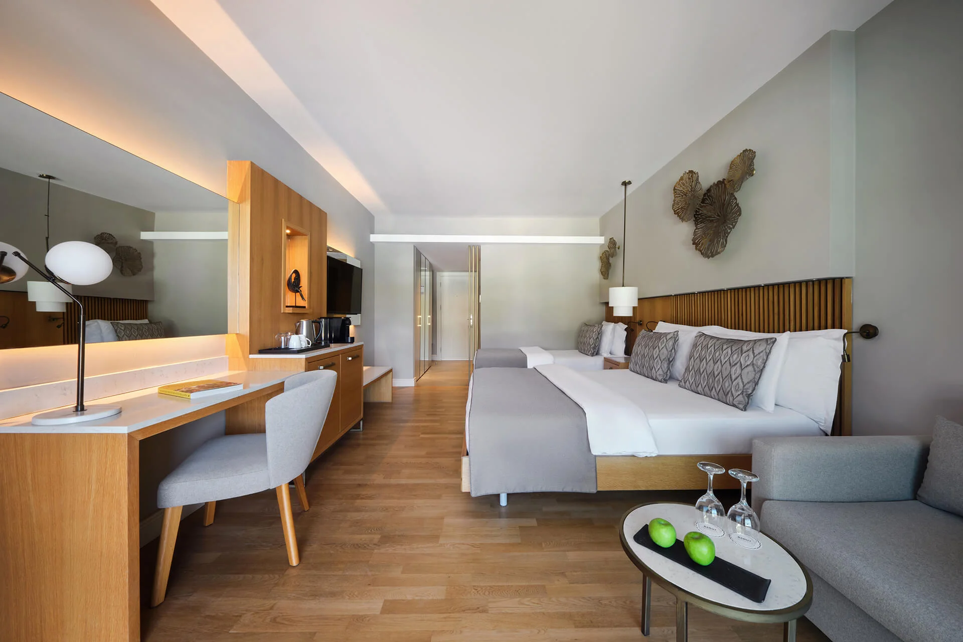 Deluxe Room with Balcony Jacuzzi