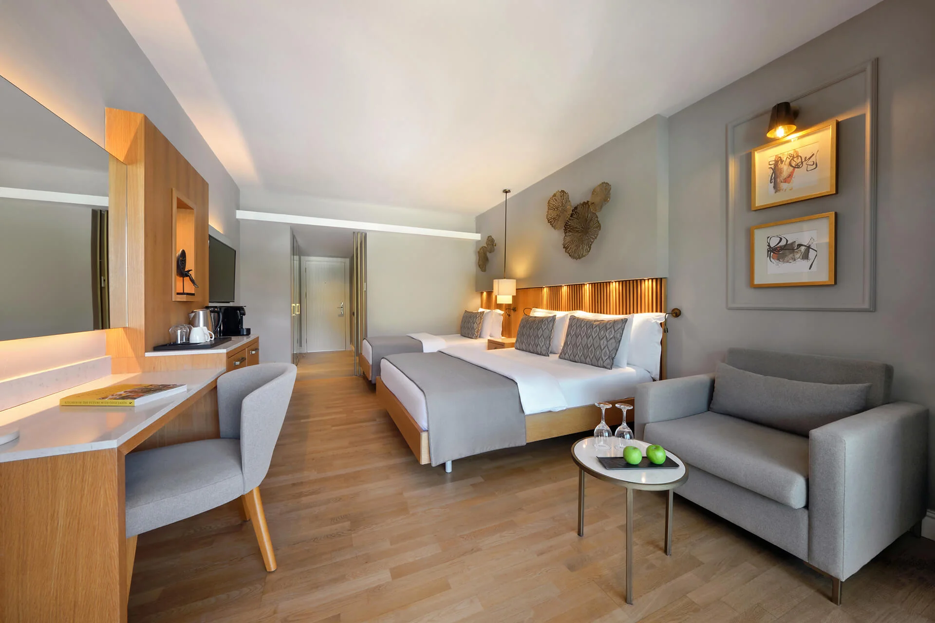Deluxe Room with Balcony Jacuzzi
