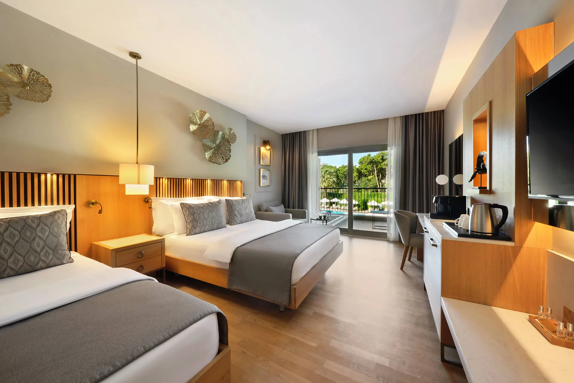 Deluxe Room with Balcony Jacuzzi
