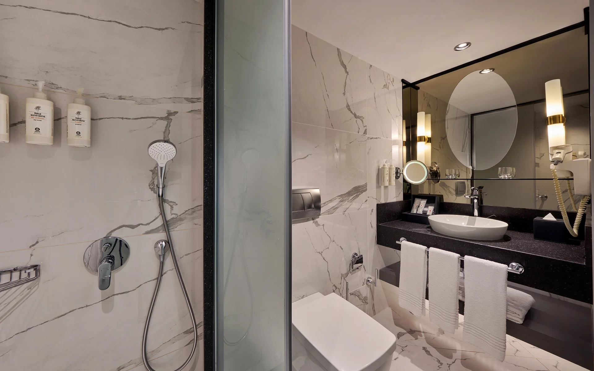 Queen Family Suite Two Bedrooms