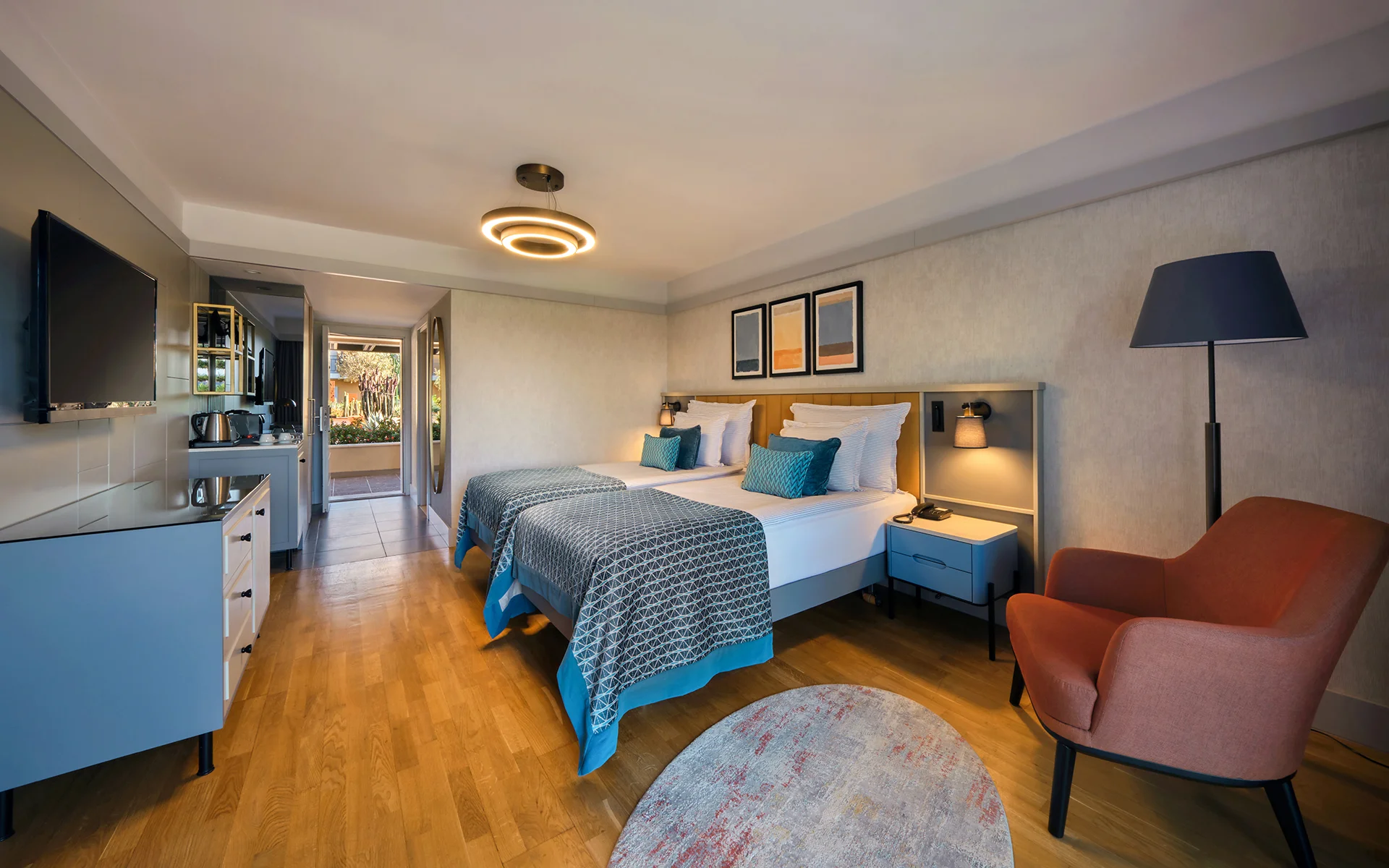 Superior Land View Room