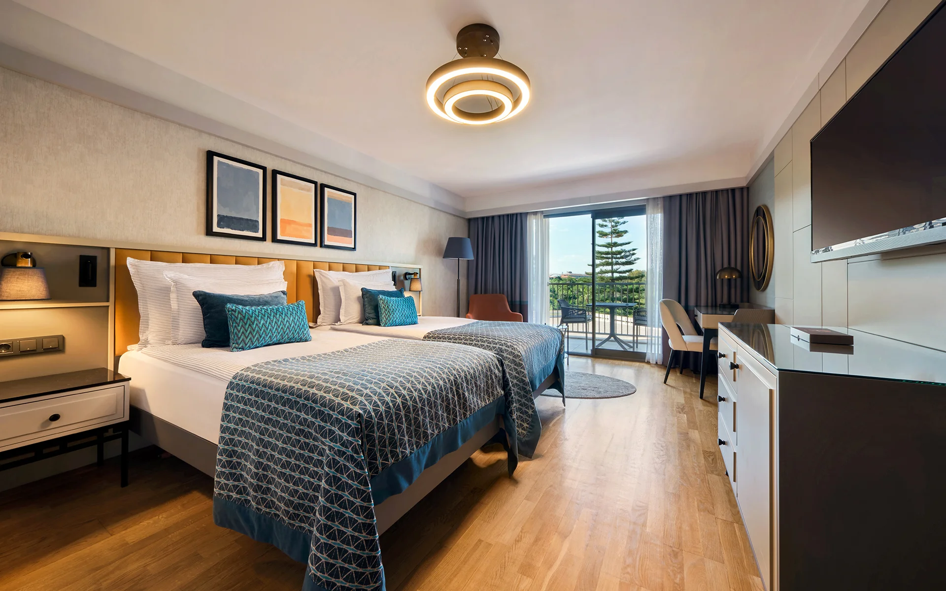 Superior Land View Room