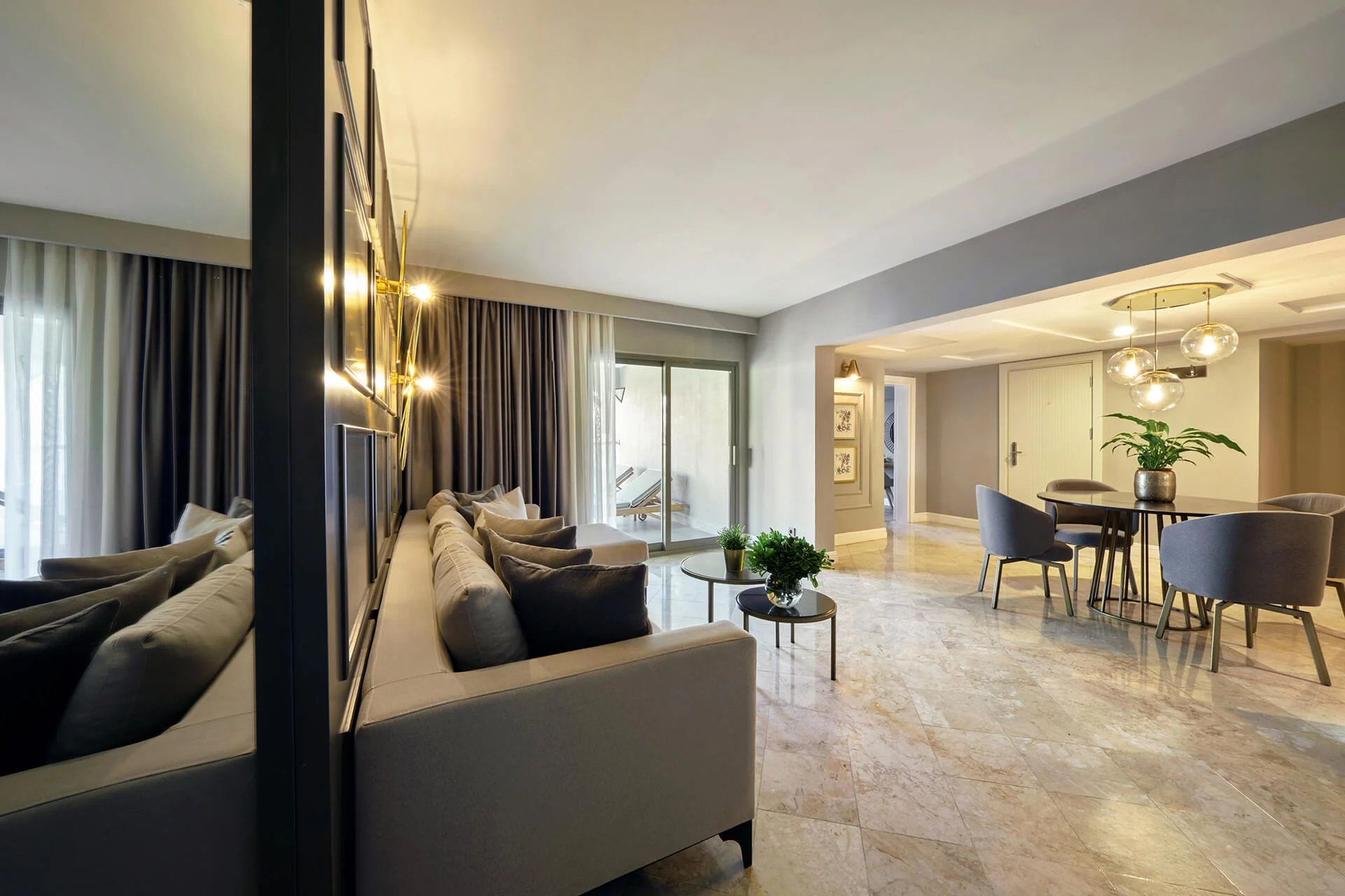 Side Suite
