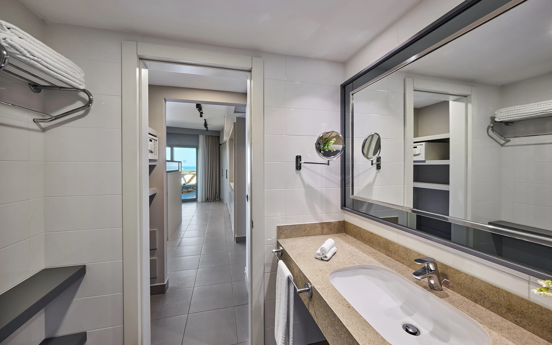 Penthouse Suite With Jacuzzi, Facing Sea And Ancient Theatre View